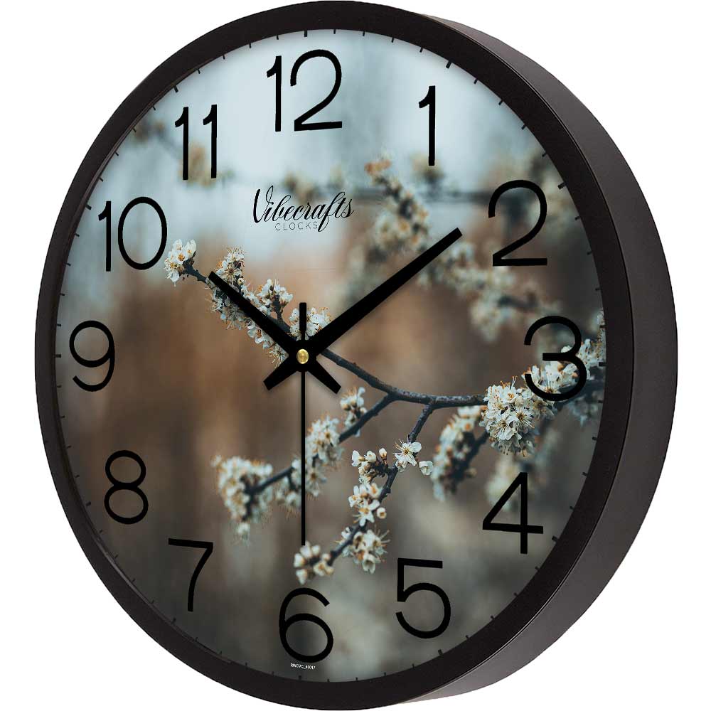 Beautiful White Flower Print Wall Clock