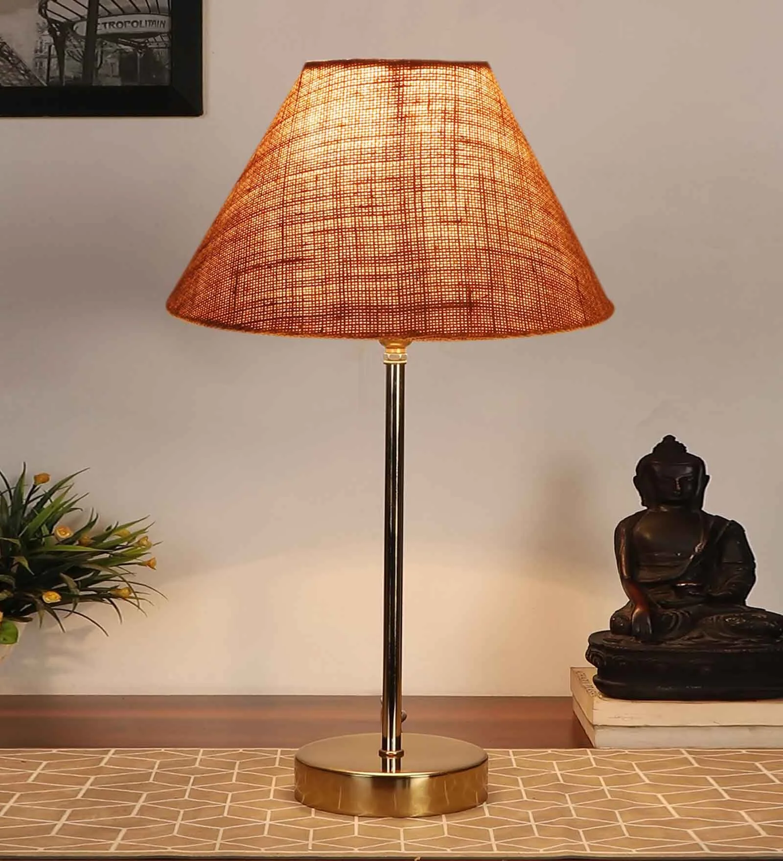 Beige Color Traditional Bedside Table Lamp with Golden Finish Base