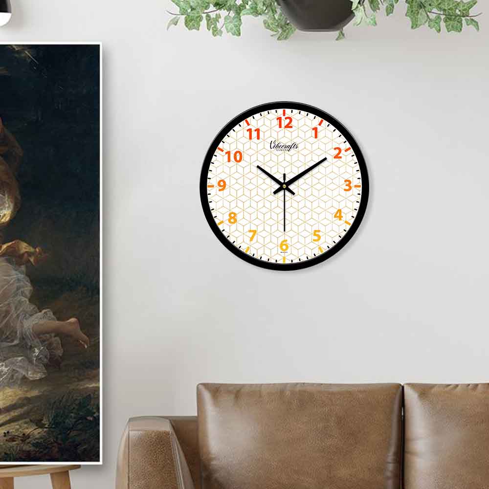 Hanging wall clock