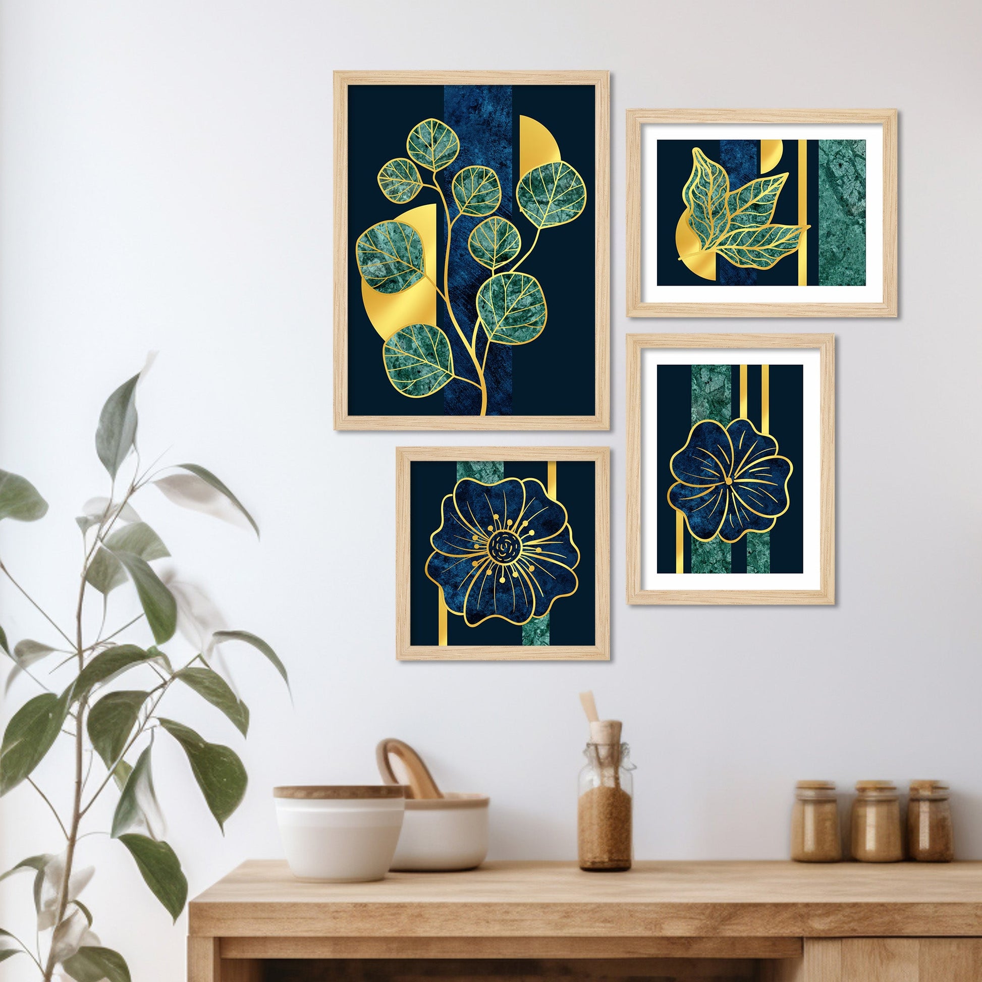 Luxury Golden Leaf Pattern Art Wall Frame Set of Four