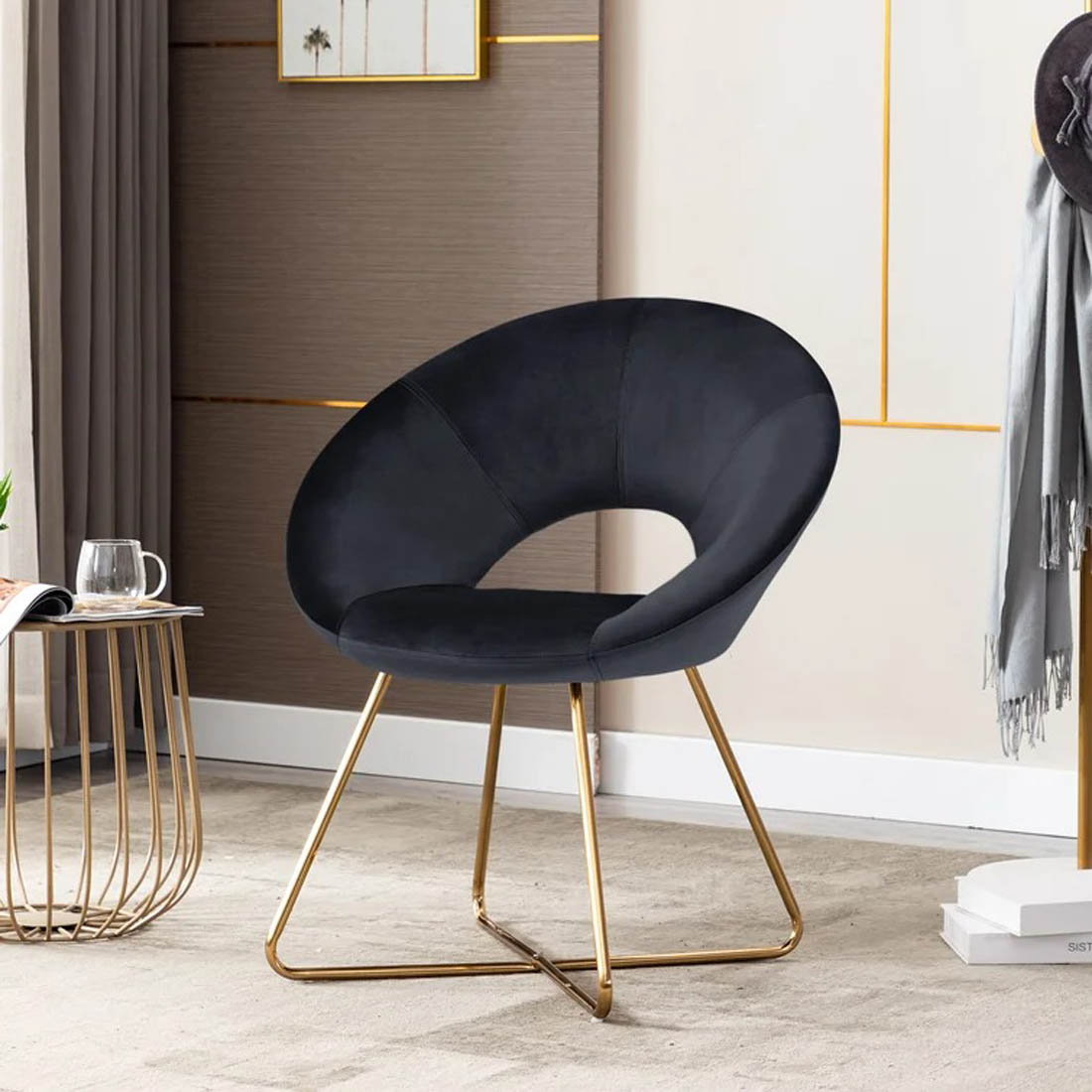 Edgy Shell Designer Shape Black Accent Chair – Homcraft
