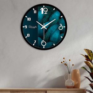 big wall clock