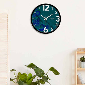 Room wall clock